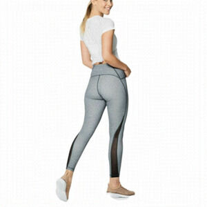 Lululemon Train Times 7/8 Pant *25" Fractal Alpine White Black / Black